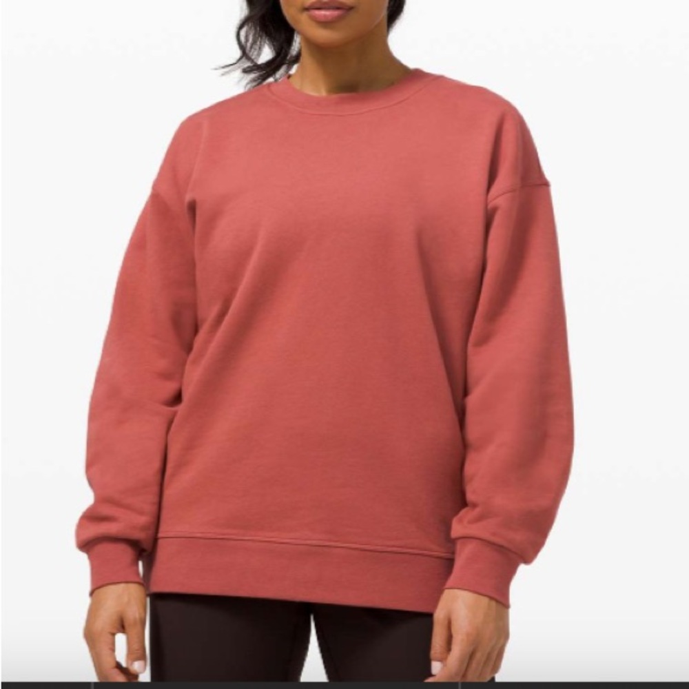 Lululemon Perfectly Oversized Crew
Soft Cranberry